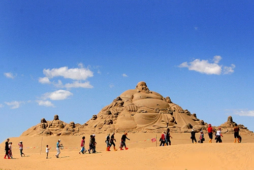 库布齐旅游攻略,库布齐沙漠旅游攻略和七星湖一个地方吗