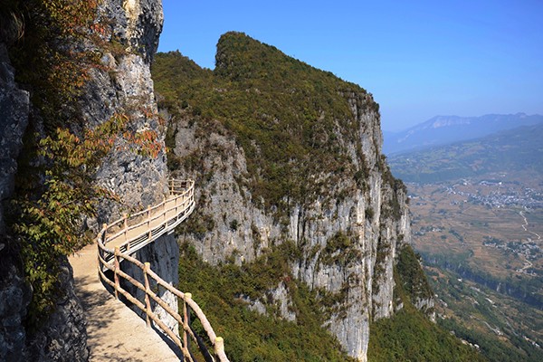 恩施旅游攻略必玩的景点,想去恩施旅游玩两天有什么好推荐的旅游攻略