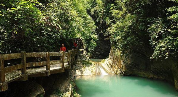 龙水峡地缝旅游费用,龙水峡地缝的门票价格