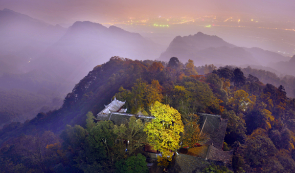 青城山有那些旅游景点,青城山–都江堰景区有哪些旅游景点极其价值