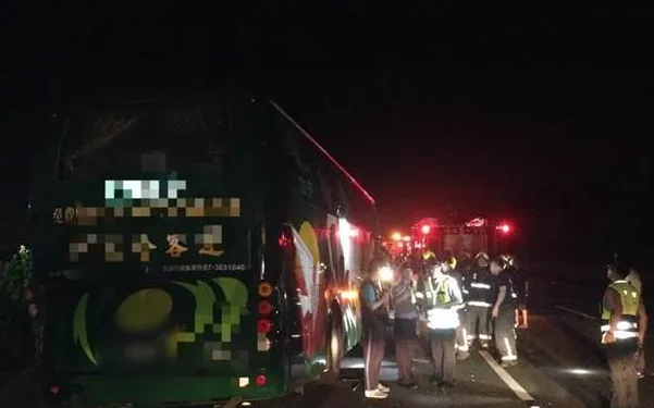 台湾旅行团车祸,大陆旅游团客车在台湾撞车致11伤要采取什么措施才能减少车祸发生概率