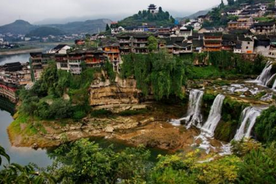 湖南湘西旅游景点,湘西有什么好玩景点湘西旅游景点介绍