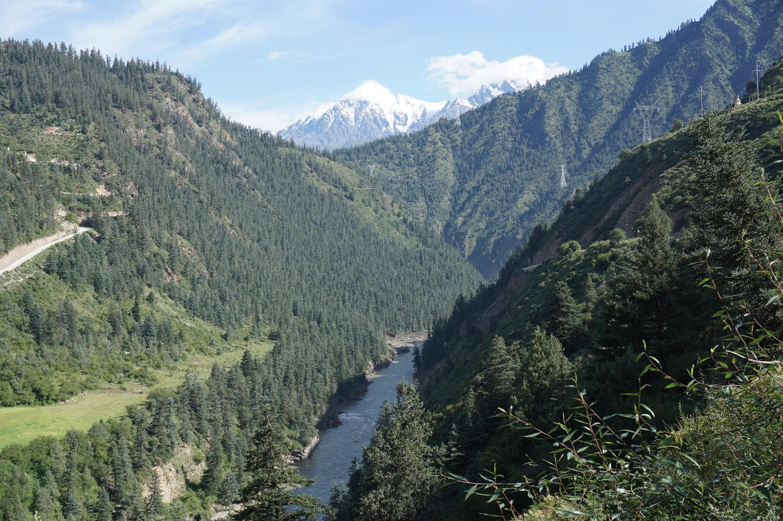 自驾路风景,有哪些风景绝美的自驾线路