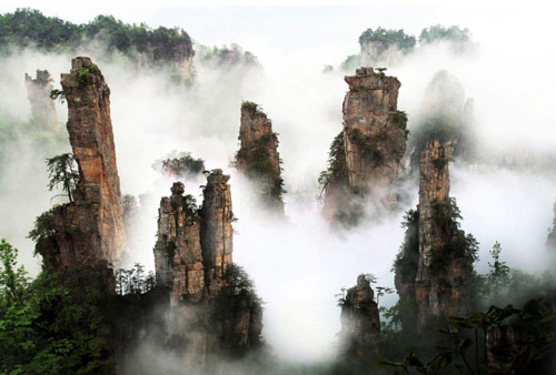 凤凰古城旅游大概多少钱,凤凰古城旅游现在的门票是多少钱一张