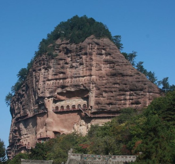 从咸阳到青海旅游攻略,想从咸阳坐火车到青海湖自助游该怎么走有什么好的路线西宁附近还有什么好的景点