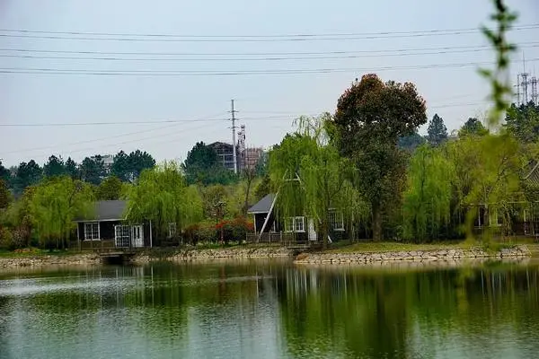 芜湖旅游景点大全排名,芜湖市100公里之内旅游景点有哪些