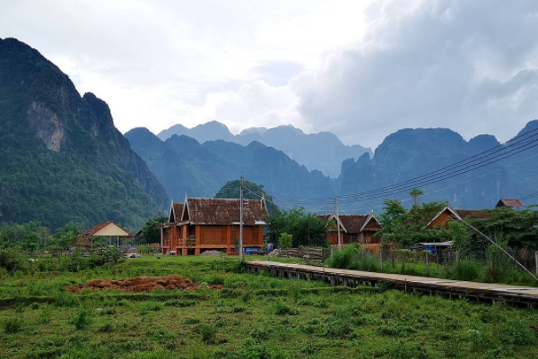 带2000元人民币能在老挝旅游几天（参团到老挝旅游多少钱）