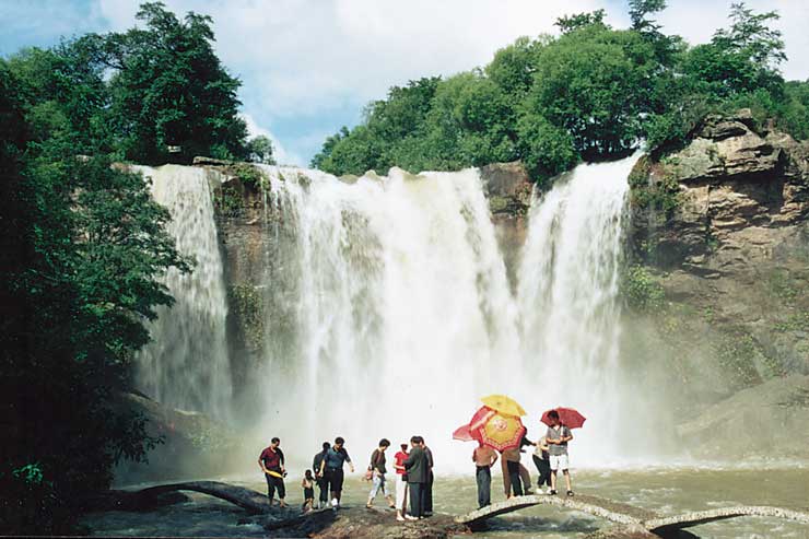 浙江省内有哪些爬山的旅游景点（中国爬山旅游景点）