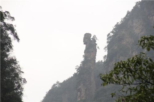 2000块钱去广州可以旅游几天呢怎么玩比较划算呢求旅游攻略,在广州想和女朋友去三亚旅游第一次去旅游求攻略谢谢各位费用两个人在56千左右去大概34天