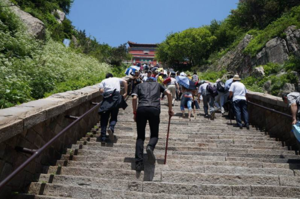 游泰山门票可以网购吗团购最少几个人门票能优惠吗（泰山自由行团购）