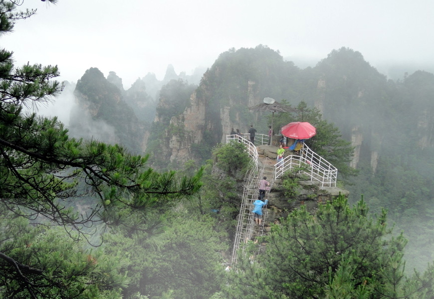 张家界自由行旅游路线攻略（宝峰湖景点自由行）