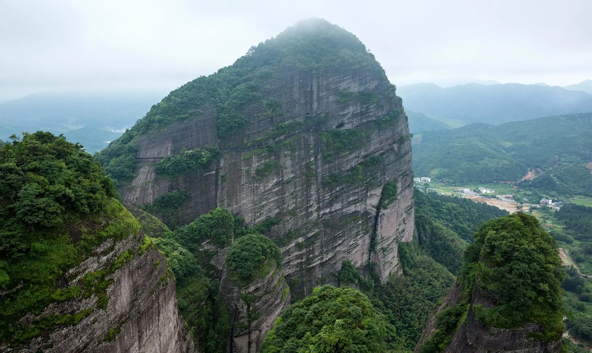 南武当旅游景区,走进湖北黄冈大别山不要门票的南武当是出游散心的好地方吗