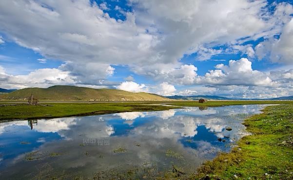 香格里拉旅游价格,两个人去香格里拉旅游费用大概是多少