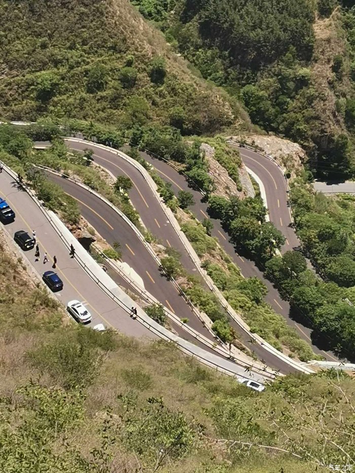 北京红井路自驾危险,开着银龙亚洲龙网红地打卡房山红井路自驾游