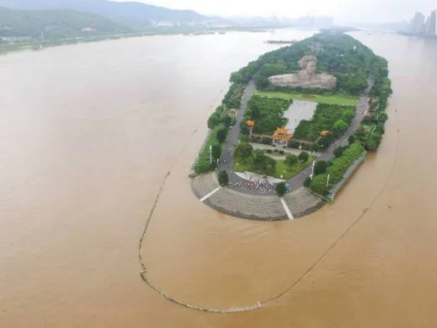 湖南长沙持续暴雨后橘子洲头观景台被淹了吗