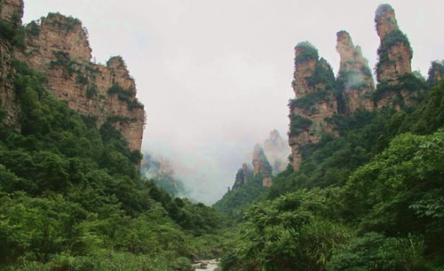 长沙到张家界旅游攻略（张家界旅游攻略及费用长沙）