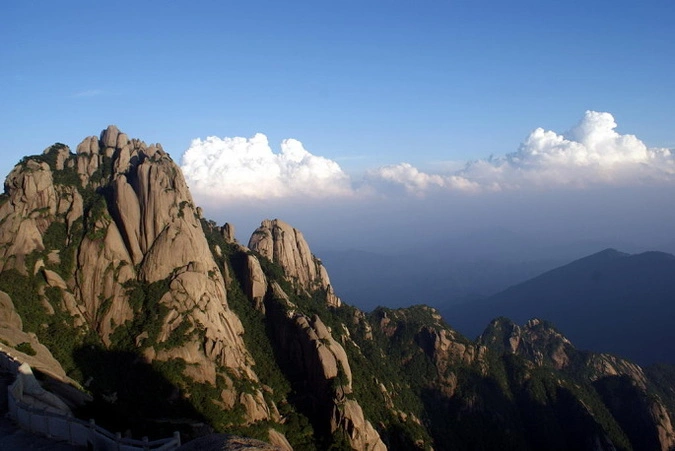 黄山市周边一日游景点,黄山以及黄山周边值得旅游的地方