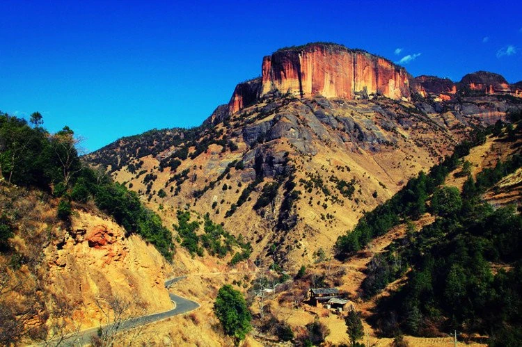 老君山旅游风景区,老君山景区好玩吗