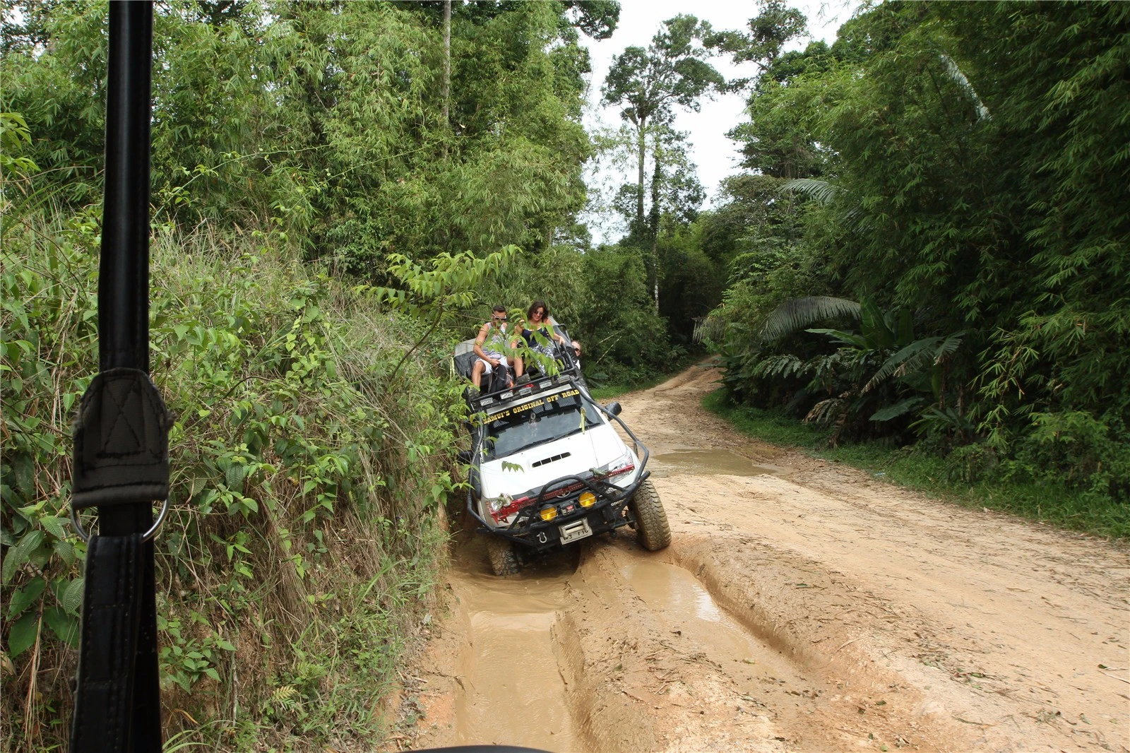 苏梅岛越野车一日游,苏梅岛越野车环岛4x4安全吗