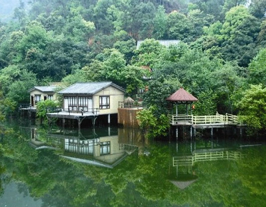 盘龙峡生态旅游景区,盘龙峡生态旅游区的景区简介