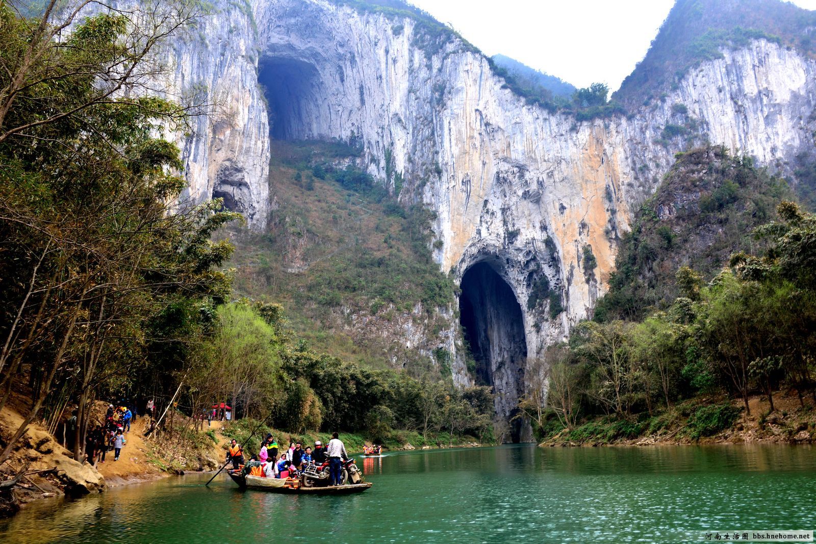 格凸河景区旅游,格凸河风景名胜区的景区特点