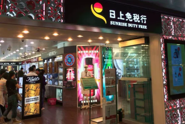 乐天免税店消费满多少美金可以办理黑卡注意是黑卡不是金卡（韩国免税店金卡和黑卡）