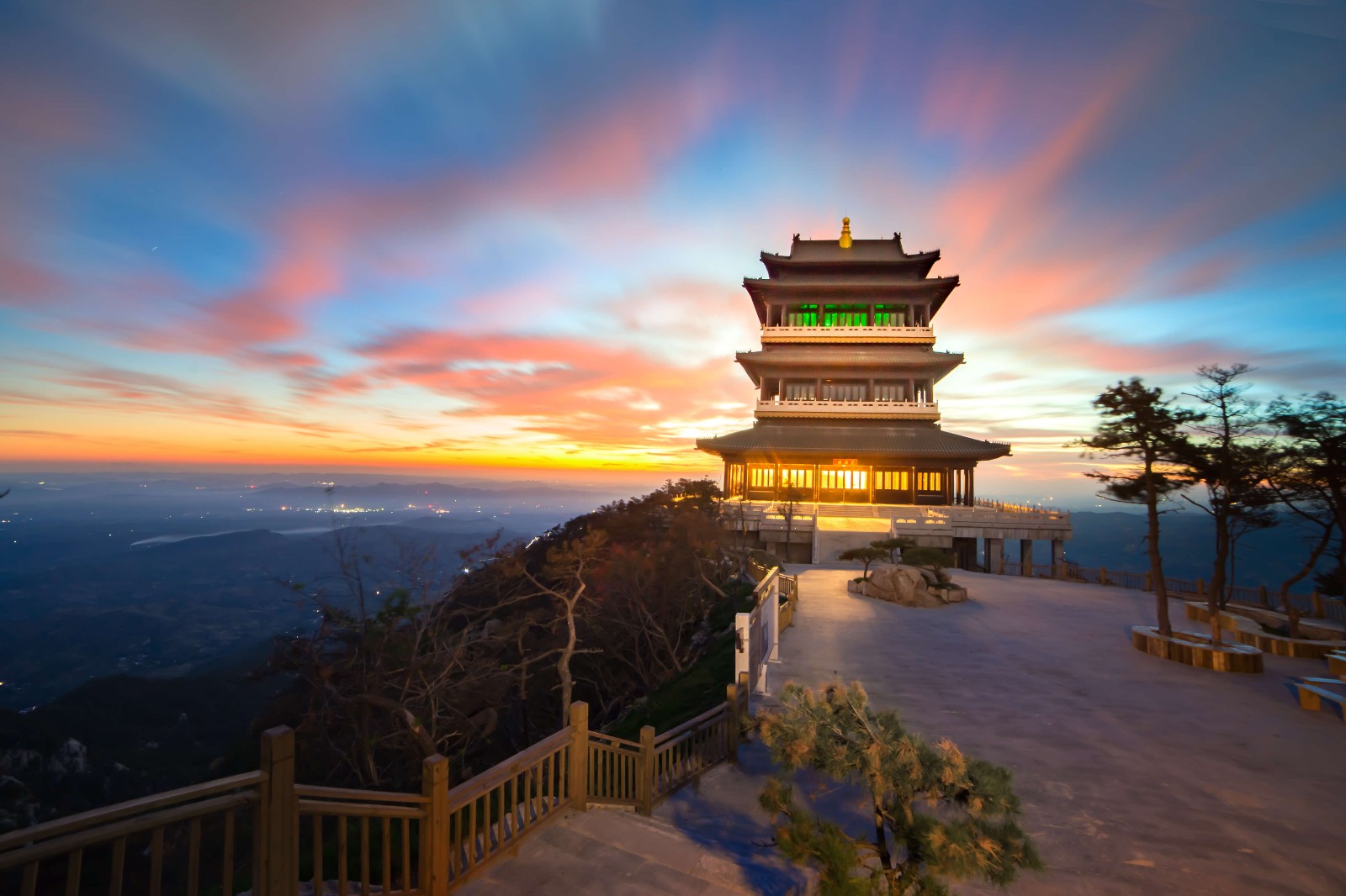 临沂周边城市旅游景点,临沂及临沂附近城市有什么好玩的地方（旅游景点）