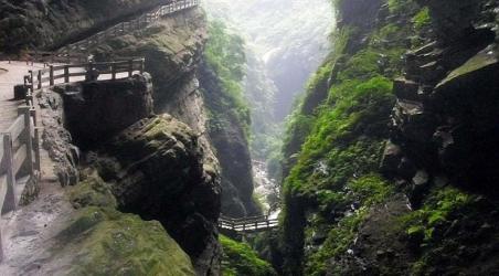 龙水峡地缝旅游费用,龙水峡地缝的门票价格