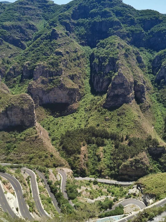 北京红井路自驾危险,开着银龙亚洲龙网红地打卡房山红井路自驾游