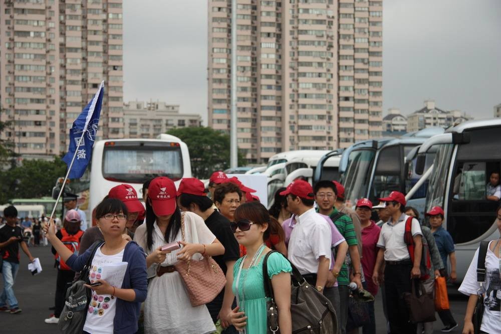 跟团译英文,旅游团英文怎么说