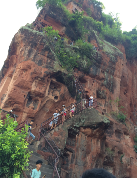 成都到乐山旅游攻略（成都去乐山一日游攻略）